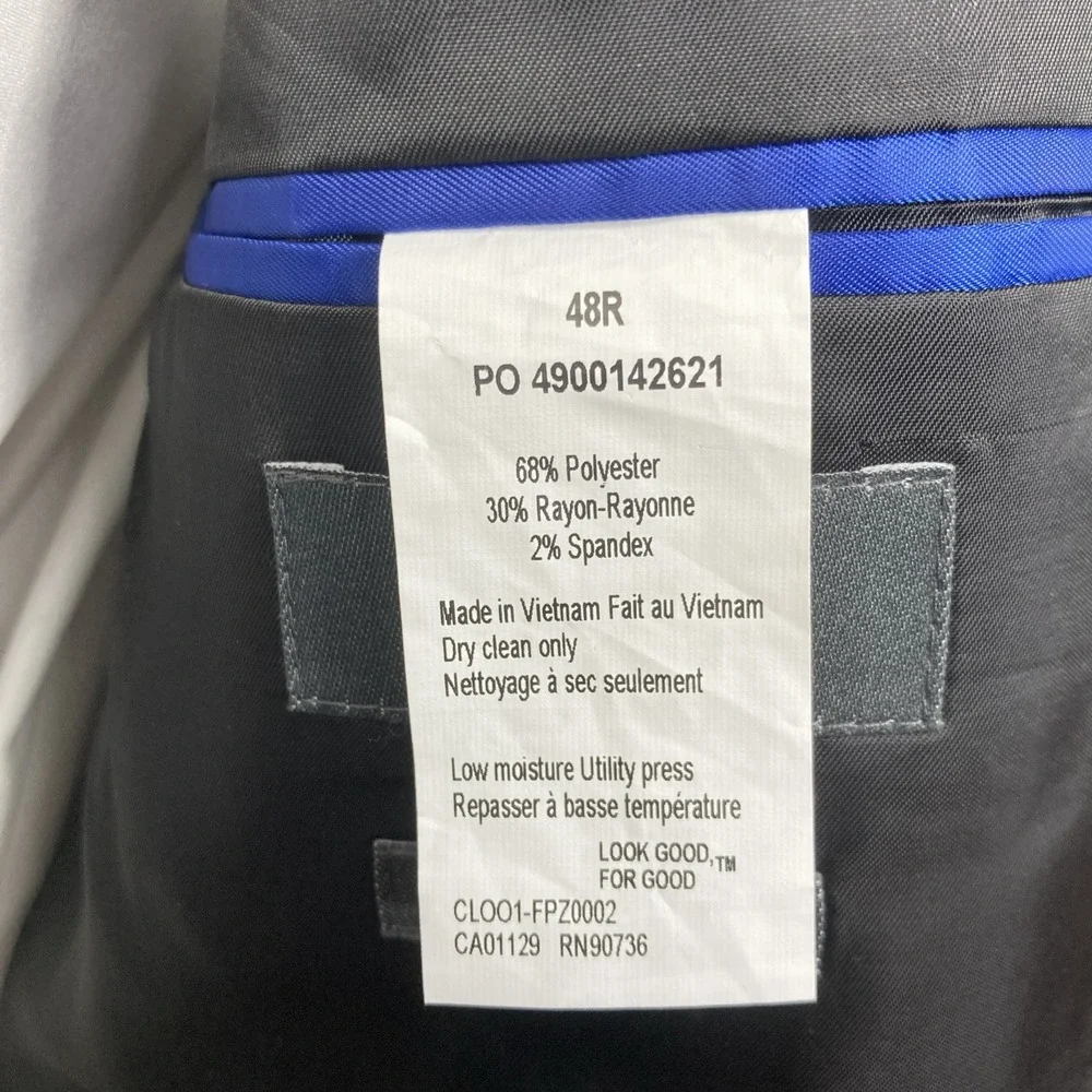 Kenneth Cole Reaction Mens 2-pc Suit Slim-Fit Suit Jacket 48R Pants 42Wx32LBlack